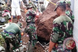 Kakak-Beradik Tewas Tertimbun Longsor di Ternate