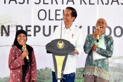 Presiden Bagikan 2.553 Sertifikat Tanah di Tasikmalaya (Video)