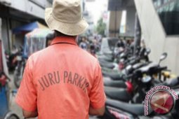 Pemkot Gorontalo Akan Tindak Petugas Parkir Langgar Aturan