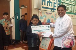 Bio Farma santuni seratus "marbot" Bandung