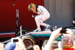 Lewis Hamilton Dominasi Latihan F1 GP Australis