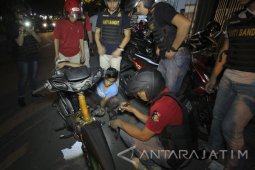 Polrestabes Surabaya Tertibkan Balap Liar