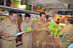 Dinas Kesehatan Gresik Minta Kurma Berjamur Ditarik