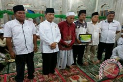 Polres Sambas Tempatkan Personel di Pasar-Masjid