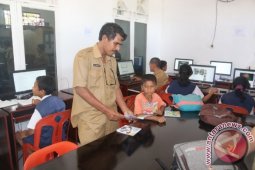 Dinas Perpustakaan "Jemput Bola"