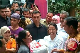 Disaksikan Presiden Jokowi, BUMN Bagikan Bingkisan Ramadhan