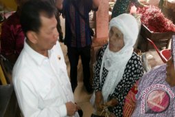 Bupati Tinjau Harga di Pasar Tradisional Sipirok