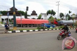 AMANKAN ANGKUTAN SEMEN