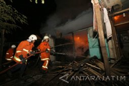 Kebakaran Bangunan Semi Permanen