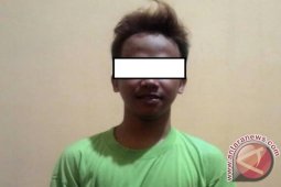 Ayah Anak Ditusuk Di Tengah Jalan