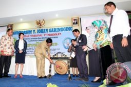 Unifersitas Efarina Seminar Nasional Pendidikan di Simalungun