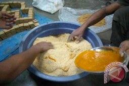 Formula Pakan Lokal Khusus Ayam Persilangan Ala IPB