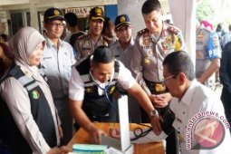 Jasa Raharja Bantu Palu Pemecah Kaca