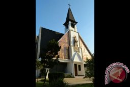 Gereja Katolik TMII Ubah Jadwal Misa Saat Lebaran