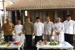 Pemuka Lintas Agama Kunjungi Bupati Anas saat Lebaran