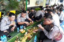 Nasi Kuning 71 Meter
