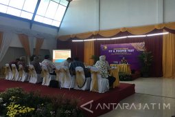 Legislator: Dirut PD Pasar Surabaya Idealnya Orang Baru (Video)