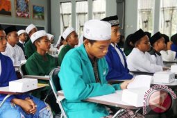 Puluhan Santri Penajam Ikuti Musabaqah Qiroatil Kutub