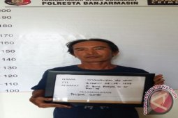 Polsek KPL Gerebek Rumah Pengedar Zenith