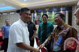 Bupati Rupinus Malam Ramah Tamah Kasdam Tanjungpura