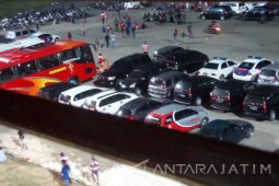 Polres Pamekasan Sediakan Angkutan Khusus Untuk Suporter Persib