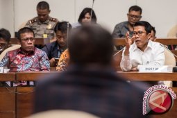 Anggota DPR Pertanyakan Defisit RAPBNP 2017 2,92 Persen