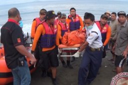 Ombak Selat Bali Kembali Telan Korban
