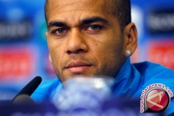 Dani Alves merapat ke PSG