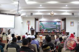 Kediri Dapat Penghargaan "Tanda Bakti Koperasi"