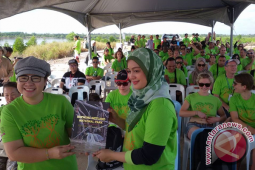 Jurnalis Tanam 200 Mangrove di KWNP