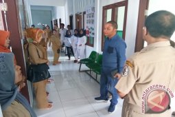 Bupati Tapteng Sidak ke Puskesmas Badiri