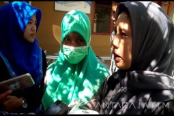 Korban Pencabulan Anak Bawah Umur Datangi Mapolres Sampang (Video)