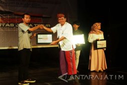 DKJT Nobatkan Sastrawan Muda Pemenang Sayembara Sastra (Video)