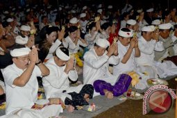 Pemprov Bali Laksanakan Ritual "Bakti Penganyar" ke Lumajang