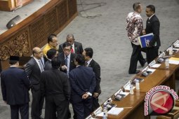 Irmanputra: Ambang Batas 20-25 Persen Langgar Konstitusi