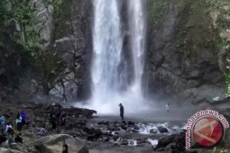 Jalan Akses Wisata "Tiga Bidadari" Dibangun