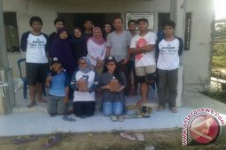 Mahasiswa UGM Budidaya Jamur di Kimak Bangka