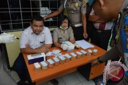 POLRES TAPUT GELAR TEST URINE