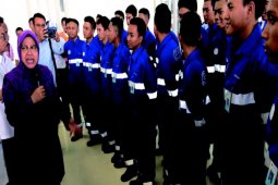 Wali Kota Risma Sambangi Lulusan Penerima  Beasiswa ATKP di Jakarta