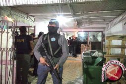 Lokasi pengerebekan 300 kilogram shabu dipenuhi warga