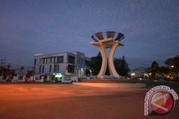 Tugu Sirang Pitu Siap Percantik Tapin