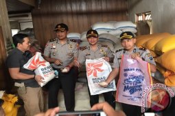 Satgas Temukan 40 Ton Beras Saat Penggerebekan