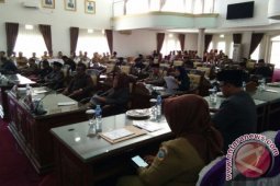 M Sopian Sampaikan Laporan Pertanggungjawaban APBD 2016