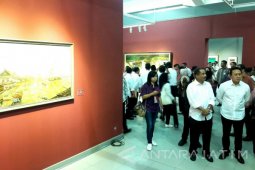 48 Lukisan Koleksi Istana Kepresidenan Dipamerkan (Video)