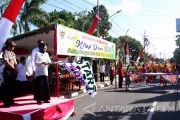 Parade Drum Band SD-SMP Meriahkan Hari Jadi Kediri