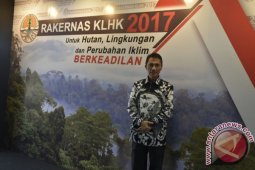 Bupati Gorontalo Hadiri Rakernas HLH 2017
