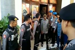 Polres Pamekasan Kawal Rombongan KPK Hingga Mapolda Jatim