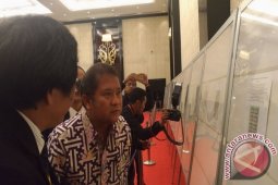 Menkominfo Dorong Generasi Muda Cinta Prangko