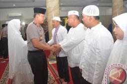 Kapolda Jambi lepas calon jemaah haji dari polisi