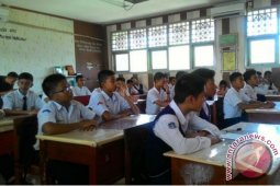 Disdik Tapin Tingkatkan Fasilitas Pendidikan SMP